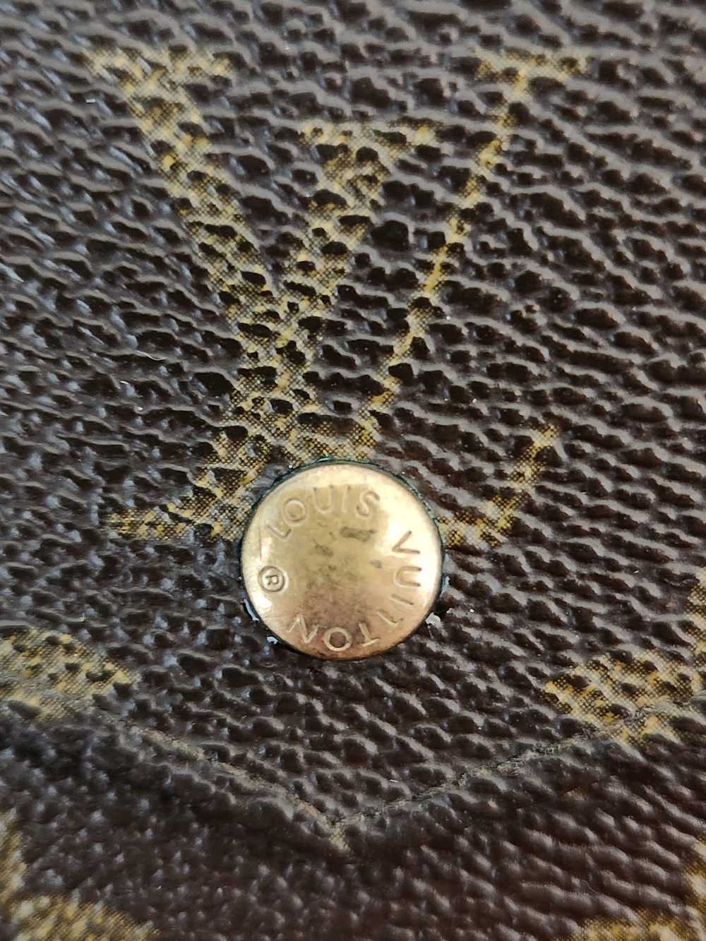 Louis Vuitton Vintage Elise Monogram Compact Wallet - Picture 12 of 15